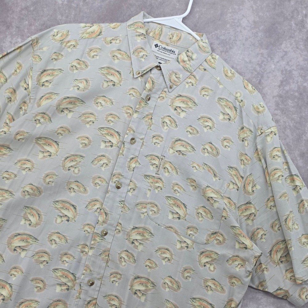 Columbia Sportswear Mens Large Rainbow Trout Fish Print Button Down Shirt Gray